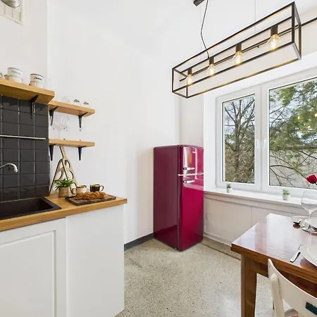 Cosy Kasprowicza In By Renters ワルシャワ