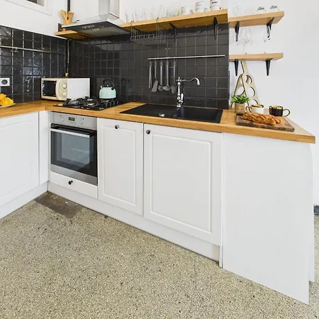 Appartement Cosy Kasprowicza In By Renters