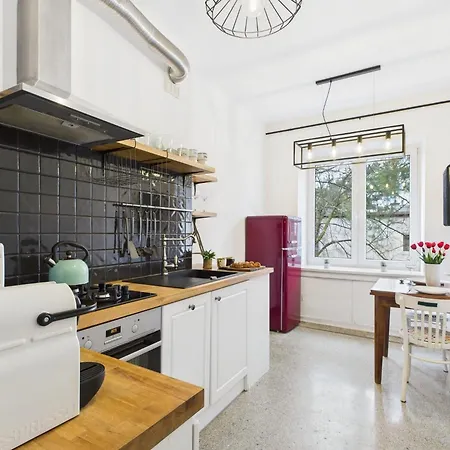 Cosy Kasprowicza In By Renters דירה ורשה